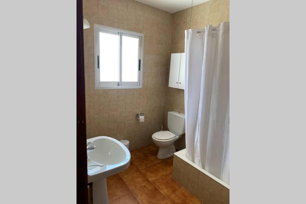 Apartamento En Playa Santo Tomas 1-5 Es Migjorn Gran Εξωτερικό φωτογραφία